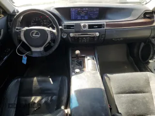 2013 Lexus GS 350 z VIN JTHBE1BLXD5010775, wystawiony jako Copart lot #50318225 z przebiegiem 246 950 mil mil oraz Szkody całkowita. Historia ofert i sprzedaży dostępna na DreamBid. Obrazek 8.
