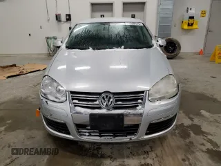 2006 Volkswagen Jetta z VIN 3VWRF31K86M618158, wystawiony jako Copart lot #42728175 z przebiegiem 117 433 mil mil oraz Czysty tytuł • Clean title. Historia ofert i sprzedaży dostępna na DreamBid. Obrazek 5.