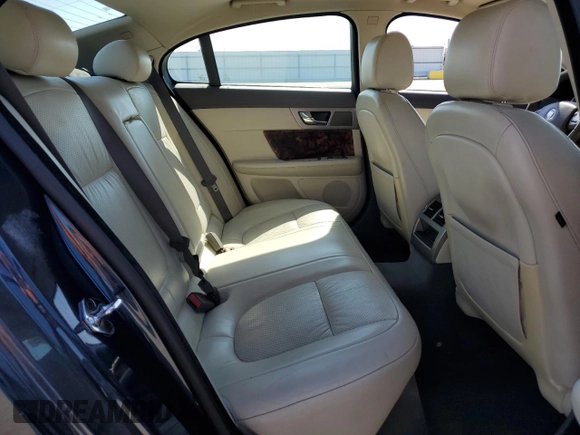 2009 Jaguar XF Premium Luxury with VIN SAJWA06BX9HR23778, listed as a Copart auction lot 56601885 with 127,442 mi miles and Clean Title. Bid and sale history available at DreamBid. Image 10.
