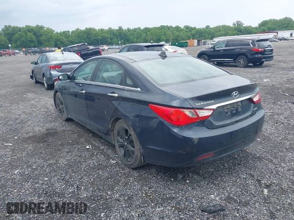 2012 Hyundai Sonata SE z VIN 5NPEC4AC1CH375481, wystawiony jako IAAI lot #42448689 z przebiegiem 138 884 mil mil oraz . Historia ofert i sprzedaży dostępna na DreamBid. Obrazek 3.