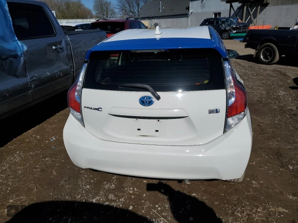 2016 Toyota Prius One with VIN JTDKDTB3XG1122164, listed as a Copart auction lot 53525885 with 75,633 mi miles and Clean Title. Bid and sale history available at carsss.com. Image 6.