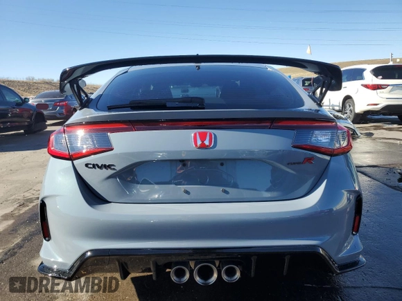 2023 Honda Civic Type R z VIN JHMFL5G44PX001059, wystawiony jako Copart lot #50366705 z przebiegiem Nie podano mil oraz Szkoda całkowita • Salvage title. Historia ofert i sprzedaży dostępna na DreamBid. Obrazek 6.