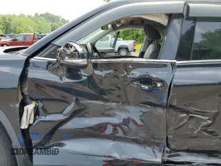 2022 Toyota Highlander LE z VIN 5TDBZRBH4NS176057, wystawiony jako Copart lot #60428025 z przebiegiem 54 600 mil mil oraz Szkoda całkowita • Salvage title. Historia ofert i sprzedaży dostępna na DreamBid. Obrazek 7.