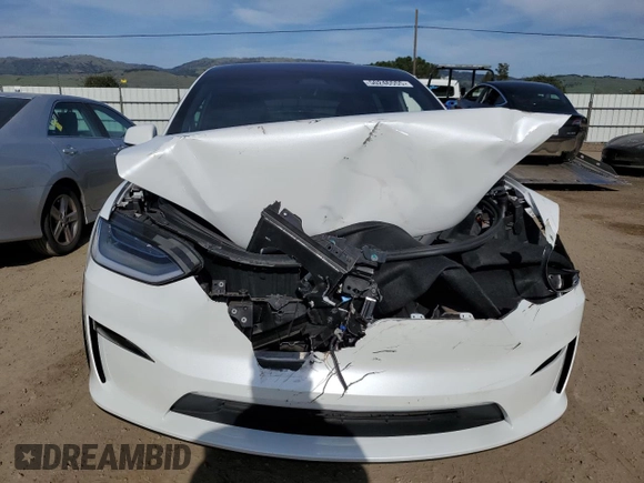 2022 Tesla Model X with VIN 7SAXCBE5XNF358319, listed as a Copart auction lot 50246555 with 12,863 mi miles and Salvage Title. Bid and sale history available at DreamBid. Image 5.