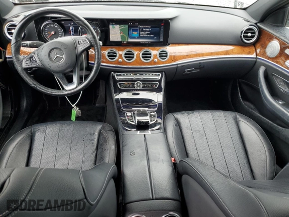 2017 Mercedes-Benz E 300 Luxury z VIN WDDZF4KB8HA108146, wystawiony jako Copart lot #58291275 z przebiegiem 96 000 mil mil oraz Szkoda całkowita • Salvage title. Historia ofert i sprzedaży dostępna na DreamBid. Obrazek 8.