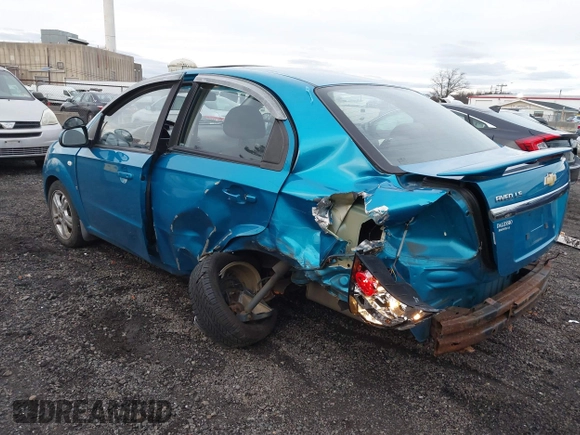 2008 Chevrolet Aveo LS z VIN KL1TD56678B212623, wystawiony jako IAAI lot #41152790 z przebiegiem 91 555 mil mil oraz . Historia ofert i sprzedaży dostępna na DreamBid. Obrazek 3.