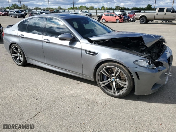 2014 BMW M5 with VIN WBSFV9C58ED097741, listed as a Copart auction lot 53825714 with 81,403 mi miles and Salvage Title. Bid and sale history available at carsss.com. Image 4.