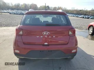 2024 Hyundai Venue Limited with VIN KMHRC8A33RU292833, listed as a Copart auction lot 53693115 with 2,252 mi miles and Salvage Title. Bid and sale history available at DreamBid. Image 6.