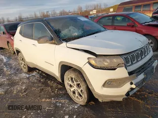 2024 Jeep Compass Limited with VIN 3C4NJDCN4RT155183, listed as a IAAI auction lot 41423240 with 6,287 mi miles and . Bid and sale history available at carsss.com. Image 1.