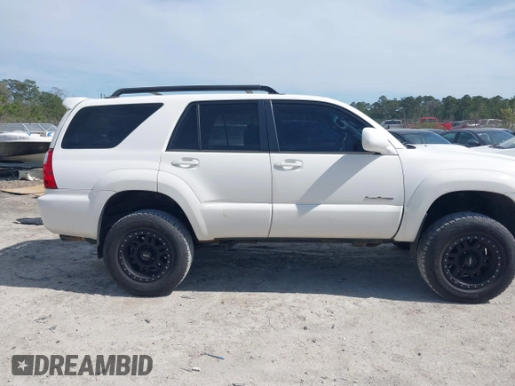 2006 Toyota 4Runner SR5 with VIN JTEZU14R260071750, listed as a IAAI auction lot 41817834 with 298,154 mi miles and . Bid and sale history available at DreamBid. Image 13.