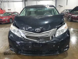 2013 Toyota Sienna XLE AAS with VIN 5TDYK3DC3DS392512, listed as a Copart auction lot 52815845 with 128,561 mi miles and Salvage Title. Bid and sale history available at carsss.com. Image 5.