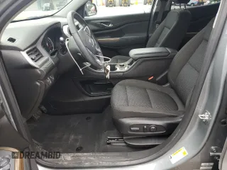 2023 GMC Acadia SLE z VIN 1GKKNRL43PZ248296, wystawiony jako Copart lot #51740095 z przebiegiem 13 065 mil mil oraz Szkody całkowita. Historia ofert i sprzedaży dostępna na DreamBid. Obrazek 7.