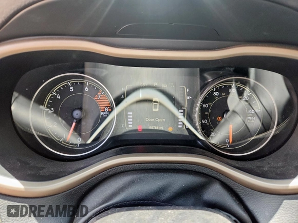 2016 Jeep Cherokee Sport z VIN 1C4PJLAS7GW273263, wystawiony jako Copart lot #62952895 z przebiegiem 98 786 mil mil oraz Szkoda całkowita • Salvage title. Historia ofert i sprzedaży dostępna na DreamBid. Obrazek 9.