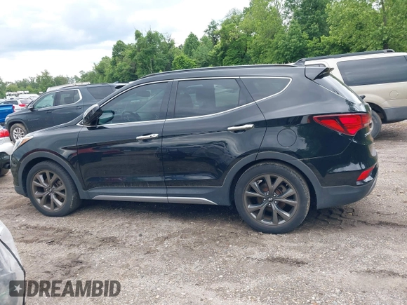 2017 Hyundai Santa Fe Ultimate z VIN 5XYZW4LA9HG416653, wystawiony jako IAAI lot #42350652 z przebiegiem 122 000 mil mil oraz . Historia ofert i sprzedaży dostępna na DreamBid. Obrazek 14.
