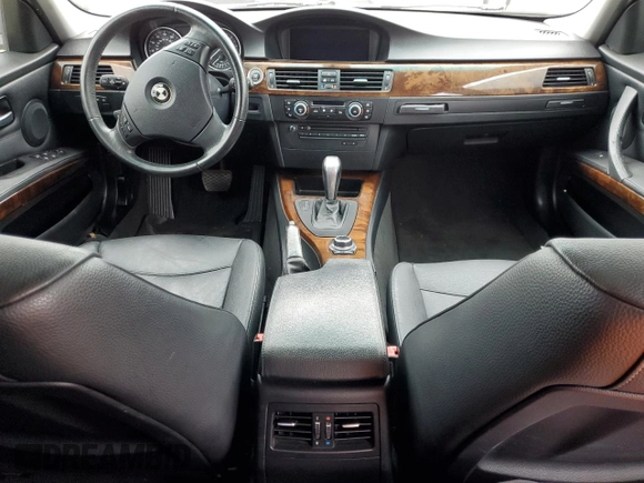 2011 BMW 3 Series 328i с VIN WBAPH5G58BNM76618, выставлен на аукционе Copart как лот 53556465 с пробегом 137 118 миль миль и Списание • Salvage title. История ставок и продаж доступна на DreamBid. Изображение 8.