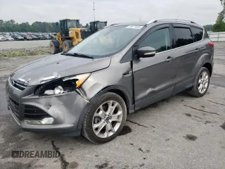 2014 Ford Escape Titanium с VIN 1FMCU0J9XEUC27416, выставлен на аукционе Copart как лот 53677435 с пробегом 159 231 миль миль и Списание • Salvage title. История ставок и продаж доступна на DreamBid. Изображение 1.