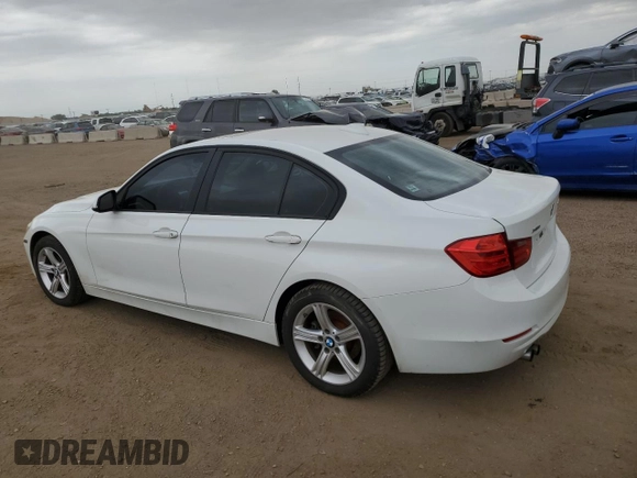 2013 BMW 3 Series 328i xDrive z VIN WBA3B5G59DNP40982, wystawiony jako Copart lot #62220845 z przebiegiem 152 820 mil mil oraz Czysty tytuł • Clean title. Historia ofert i sprzedaży dostępna na DreamBid. Obrazek 2.