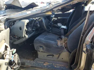 2000 Chevrolet Silverado 1500 with VIN 2GCEC19V7Y1313161, listed as a Copart auction lot 43758475 with 0 mi miles and Salvage Title. Bid and sale history available at carsss.com. Image 7.