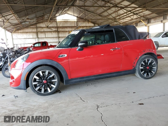 2019 MINI Convertible Cooper S z VIN WMWWG9C57K3E40543, wystawiony jako Copart lot #47549745 z przebiegiem 29 167 mil mil oraz Szkoda całkowita • Salvage title. Historia ofert i sprzedaży dostępna na DreamBid. Obrazek 1.