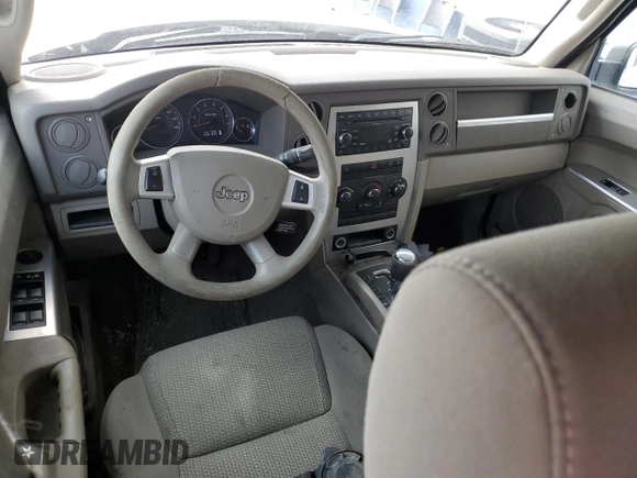 2008 Jeep Commander Sport with VIN 1J8HG48K68C111330, listed as a Copart auction lot 54011375 with 207,641 mi miles and Salvage title. Bid and sale history available at DreamBid. Image 8.