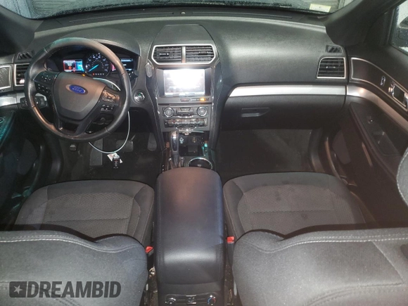 2016 Ford Explorer XLT with VIN 1FM5K8D80GGC53251, listed as a Copart auction lot 48469645 with 142,984 mi miles and Salvage Title. Bid and sale history available at DreamBid. Image 8.