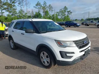 2017 Ford Police Interceptor Utility z VIN 1FM5K8AR3HGB93125, wystawiony jako IAAI lot #42276492 z przebiegiem Nie podano mil oraz . Historia ofert i sprzedaży dostępna na DreamBid. Obrazek 1.
