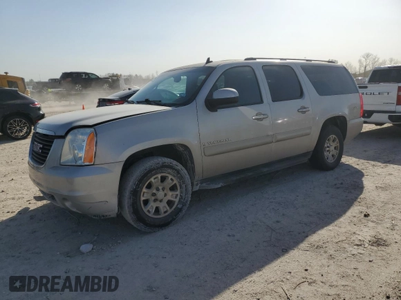 2008 GMC Yukon XL SLT 4SB with VIN 1GKFC16018R226137, listed as a Copart auction lot 48208105 with 221,270 mi miles and Clean Title. Bid and sale history available at carsss.com. Image 1.