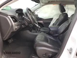 2020 Jeep Cherokee Limited with VIN 1C4PJLDB3LD631847, listed as a Copart auction lot 58778425 with 83,917 mi miles and Salvage title. Bid and sale history available at DreamBid. Image 7.