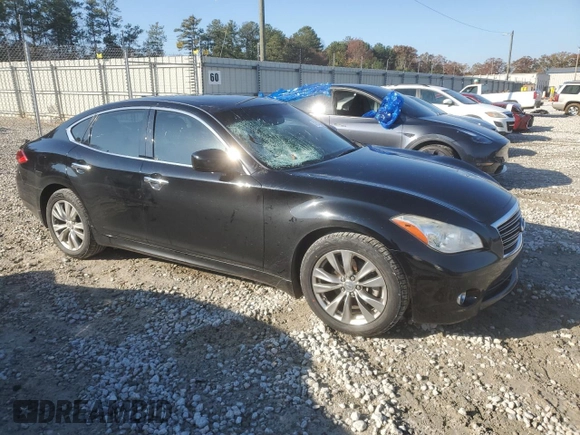2013 Infiniti M37 with VIN JN1BY1AP7DM514562, listed as a Copart auction lot 82573534 with 135,852 mi miles and Non Repairable. Bid and sale history available at carsss.com. Image 4.