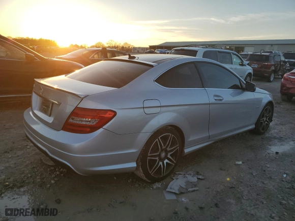 2015 Mercedes-Benz C-Class C 250 with VIN WDDGJ4HBXFG373156, listed as a Copart auction lot 43754385 with 130,610 mi miles and Clean Title. Bid and sale history available at carsss.com. Image 3.