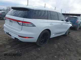 2021 Lincoln Aviator Reserve with VIN 5LM5J7XC5MGL18763, listed as a IAAI auction lot 41674701 with 92,284 mi miles and . Bid and sale history available at DreamBid. Image 4.