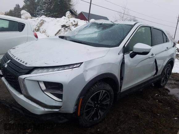 2024 Mitsubishi Eclipse Cross ES z VIN JA4ATUAA2RZ619549, wystawiony jako Copart lot #53092655 z przebiegiem 24 199 mil mil oraz Szkoda całkowita • Salvage title. Historia ofert i sprzedaży dostępna na DreamBid. Obrazek 1.