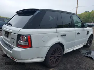 2011 Land Rover Range Rover Sport HSE with VIN SALSF2D45BA291634, listed as a IAAI auction lot 42191932 with 160,198 mi miles and . Bid and sale history available at DreamBid. Image 4.