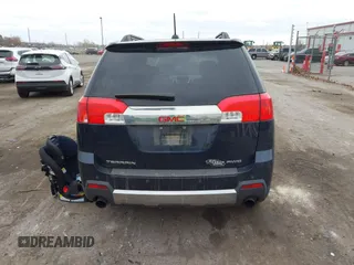 2015 GMC Terrain SLT with VIN 2GKFLYE32F6357641, listed as a IAAI auction lot 40746123 with 117,291 mi miles. Bid and sale history available at carsss.com. Image 16.