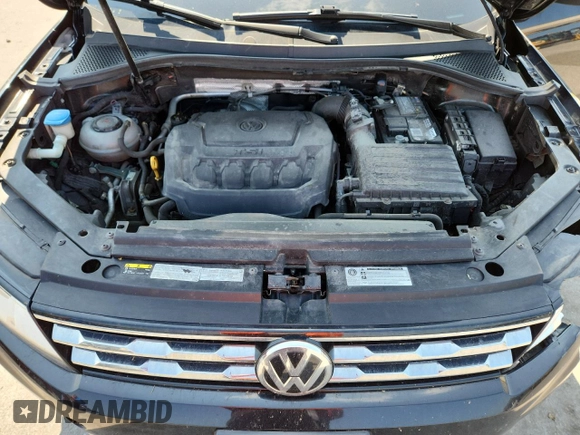 2018 Volkswagen Tiguan SEL with VIN 3VV2B7AX5JM015388, listed as a Copart auction lot 60222195 with 121,389 mi miles and Salvage title. Bid and sale history available at DreamBid. Image 12.