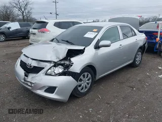 2010 Toyota Corolla z VIN JTDBU4EE8A9117685, wystawiony jako IAAI lot #41725173 z przebiegiem 96 555 mil mil oraz . Historia ofert i sprzedaży dostępna na DreamBid. Obrazek 2.