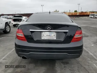 2012 Mercedes-Benz C 250 с VIN WDDGJ4HB3CF913531, выставлен на аукционе Copart как лот 60371295 с пробегом 155 451 миль миль и Чистый • Clean title. История ставок и продаж доступна на DreamBid. Изображение 6.