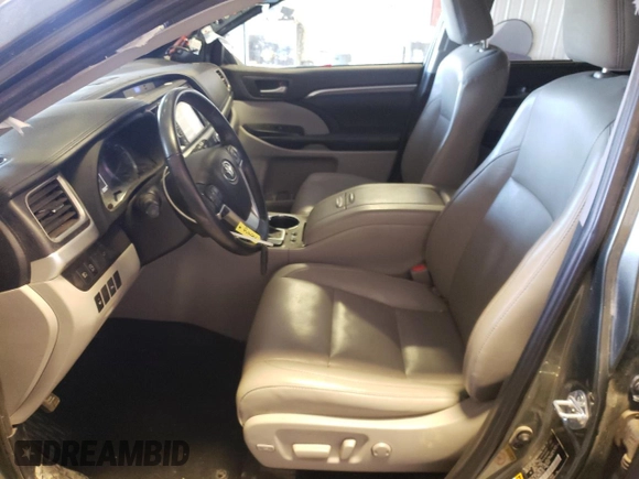 2019 Toyota Highlander Limited с VIN 5TDDZRFH3KS917491, выставлен на аукционе Copart как лот 37981443 с пробегом 84 704 миль миль и . История ставок и продаж доступна на DreamBid. Изображение 7.