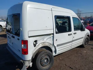 2012 Ford Transit Connect XL z VIN NM0LS6AN1CT086567, wystawiony jako IAAI lot #41531416 z przebiegiem 103 061 mil mil oraz . Historia ofert i sprzedaży dostępna na DreamBid. Obrazek 4.