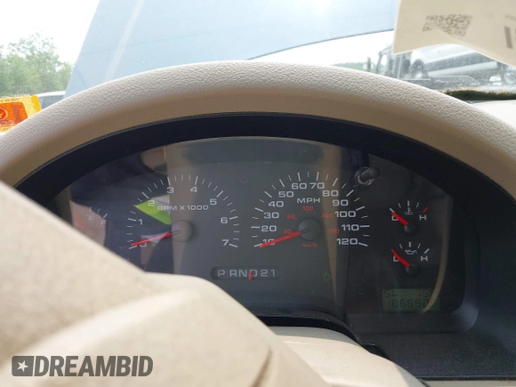 2005 Ford F-150 STX with VIN 1FTRX14W85FA30682, listed as a IAAI auction lot 42363264 with 186,652 mi miles and . Bid and sale history available at DreamBid. Image 7.
