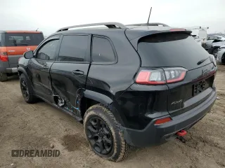 2019 Jeep Cherokee Trailhawk with VIN 1C4PJMBXXKD127749, listed as a Copart auction lot 50035205 with Not Provided miles and Salvage Title. Bid and sale history available at DreamBid. Image 2.