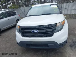 2014 Ford Utility Police Interceptor with VIN 1FM5K8AR4EGC60620, listed as a IAAI auction lot 42081641 with 135,328 mi miles. Bid and sale history available at carsss.com. Image 11.