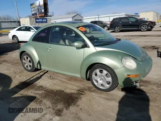 2006 Volkswagen New Beetle Coupe with VIN 3VWRW31C96M420360, listed as a Copart auction lot 87489294 with 172,702 mi miles and Salvage Title. Bid and sale history available at carsss.com. Image 4.