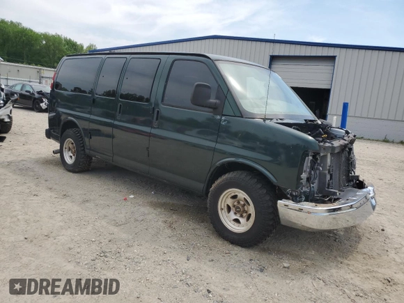 2004 Chevrolet Express Passenger with VIN 1GBFG15T441213195, listed as a Copart auction lot 54150365 with 141,782 mi miles and Clean title. Bid and sale history available at DreamBid. Image 4.