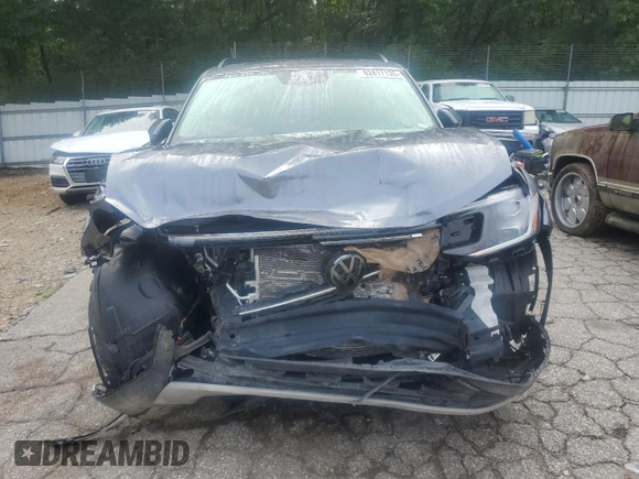 2024 Volkswagen Atlas SE with VIN 1V2KR2CA6RC559352, listed as a Copart auction lot 62817135 with 20,140 mi miles and Salvage title. Bid and sale history available at DreamBid. Image 5.