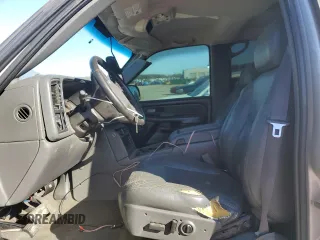 2006 GMC Sierra 1500 SLE1 z VIN 2GTEK13Z461268305, wystawiony jako Copart lot #48419845 z przebiegiem 117 180 mil mil oraz Szkoda całkowita • Salvage title. Historia ofert i sprzedaży dostępna na DreamBid. Obrazek 7.