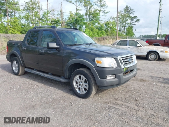 2007 Ford Explorer Sport Trac XLT with VIN 1FMEU31K27UB31618, listed as a IAAI auction lot 42104195 with 110,889 mi miles. Bid and sale history available at carsss.com. Image 1.