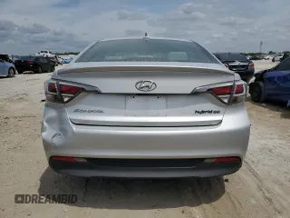 2016 Hyundai Sonata SE with VIN KMHE24L12GA036400, listed as a Copart auction lot 53820465 with 119,869 mi miles and Non Repairable. Bid and sale history available at DreamBid. Image 6.