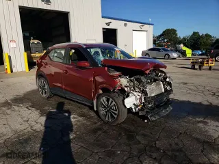 2019 Nissan Kicks SR with VIN 3N1CP5CU0KL537755, listed as a Copart auction lot 70207244 with 25,631 mi miles. Bid and sale history available at carsss.com. Image 14.