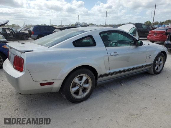 2009 Ford Mustang with VIN 1ZVHT80N595113637, listed as a Copart auction lot 54947305 with 215,559 mi miles and Clean Title. Bid and sale history available at carsss.com. Image 3.